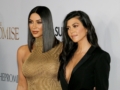 Kourtney Kardashian koos õe Kim Kardashianiga. Foto: Shutterstock